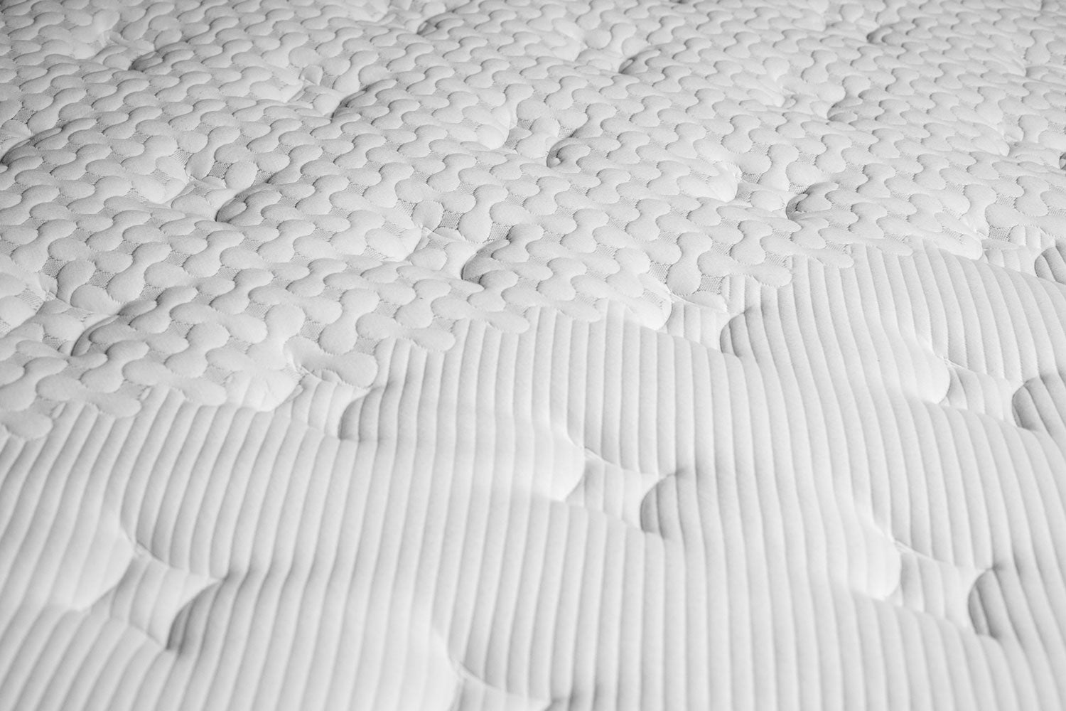 closeup view image of white Spinal Comfort(Dual) Plush Gel Memory Foam Mattresses-Sleep Nation closeup view image of white Spinal Comfort(Dual) Plush Gel Memory Foam Mattresses-Sleep Nation